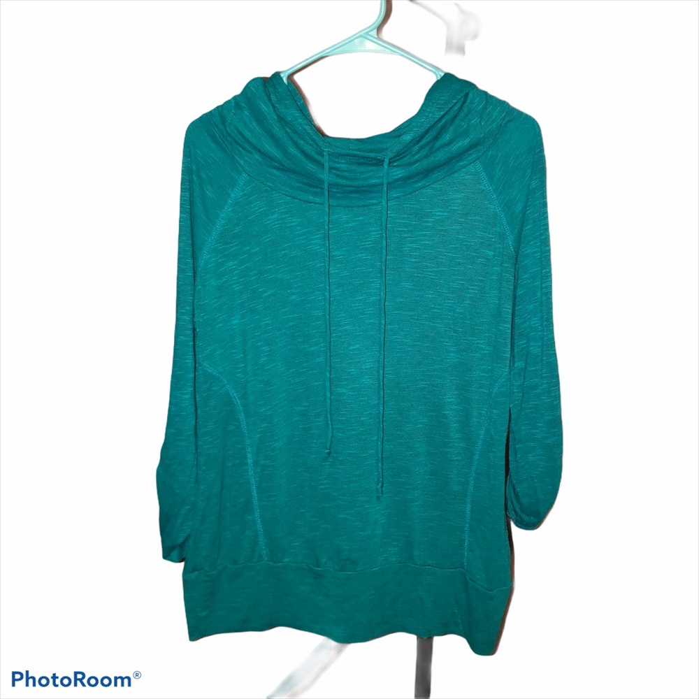 Teal lightweight hoodie. Size large